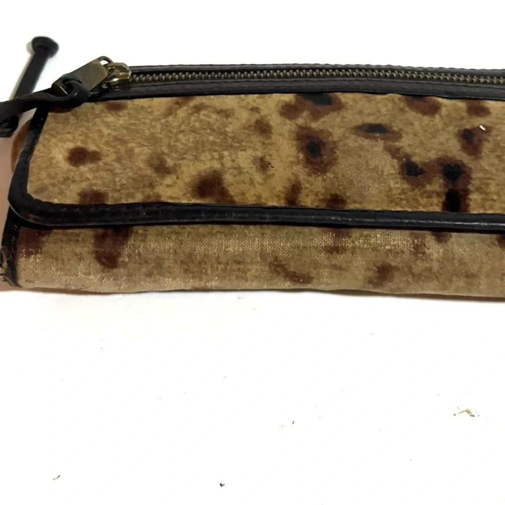 Vintage Leopard Print Tan Clutch wallet